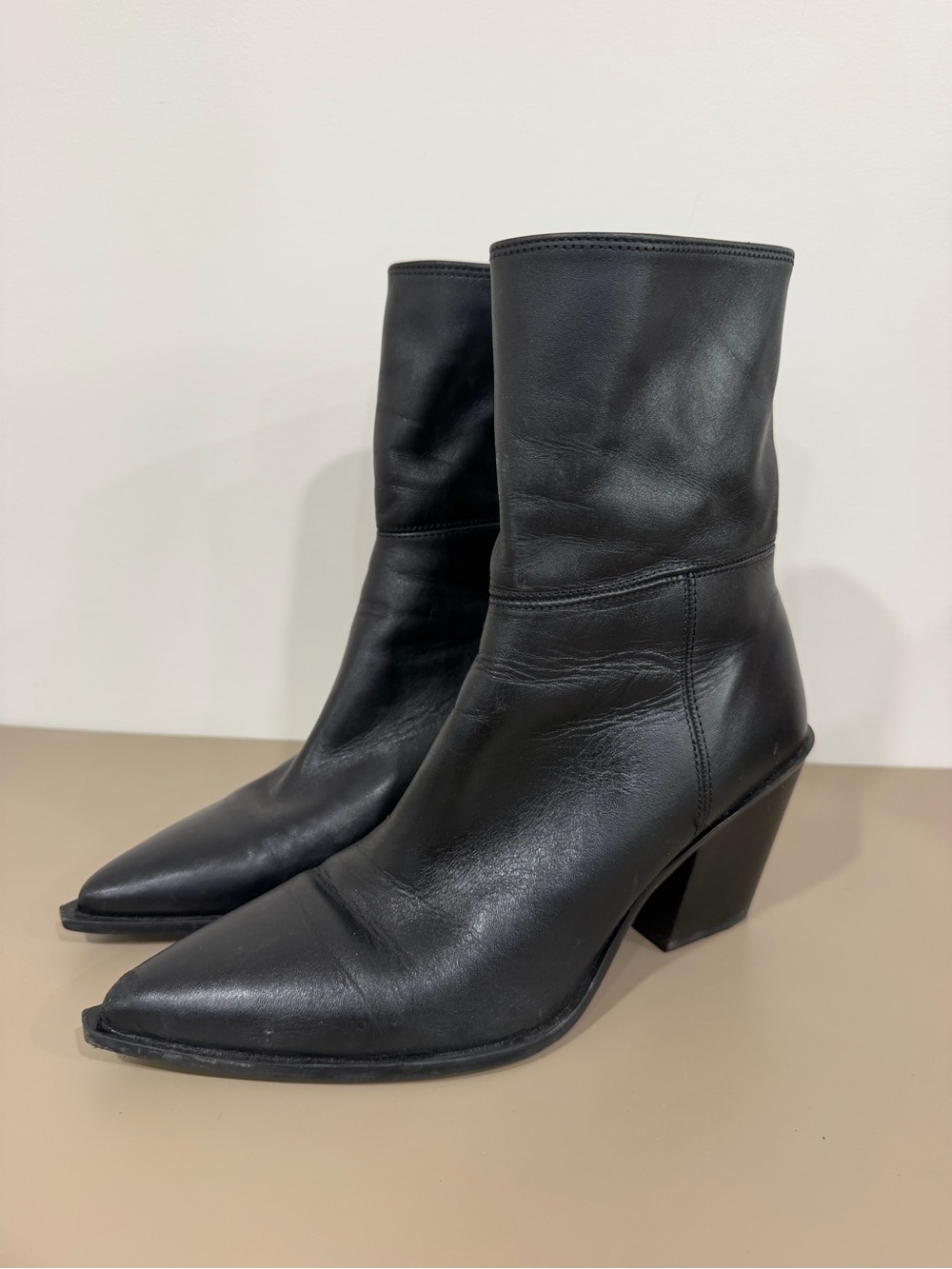Zara Black Pointed-Toe Mid-Calf Leather Boots - Women